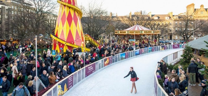 Edinburgh Christmas Markets 2022 traditional and romantic.